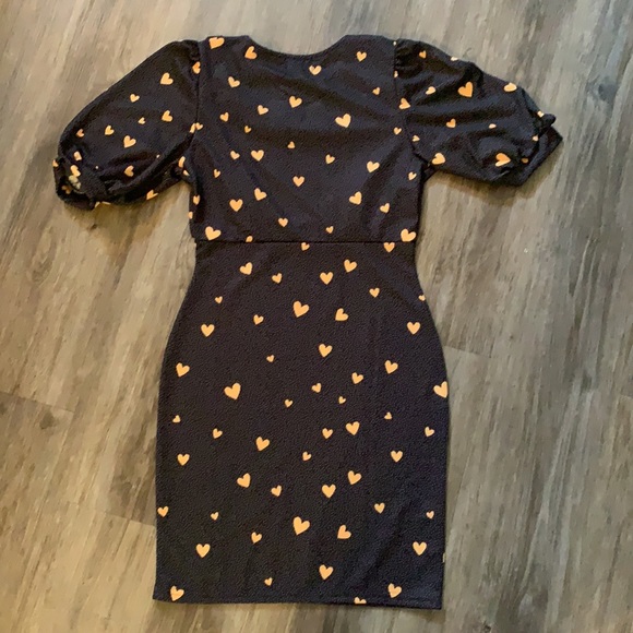 ASOS mini dress w/ collar black heart dress - Picture 7 of 7